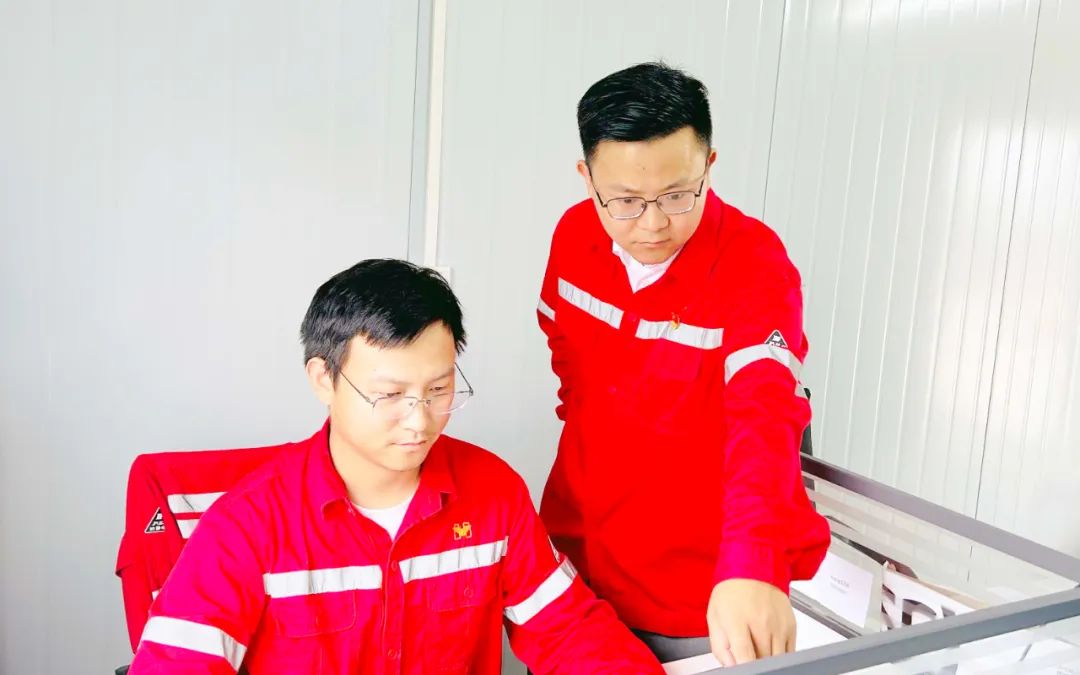 【宜化榜樣】化機(jī)公司田波:牢記職責(zé)使命,維護(hù)企業(yè)利益(圖3) 【宜化榜樣】化機(jī)公司田波:牢記職責(zé)使命,維護(hù)企業(yè)利益(圖3)