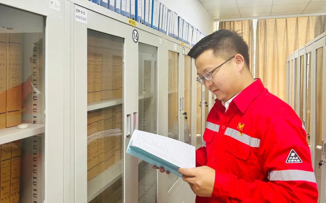 【宜化榜樣】化機(jī)公司田波:牢記職責(zé)使命,維護(hù)企業(yè)利益(圖5) 【宜化榜樣】化機(jī)公司田波:牢記職責(zé)使命,維護(hù)企業(yè)利益(圖5)