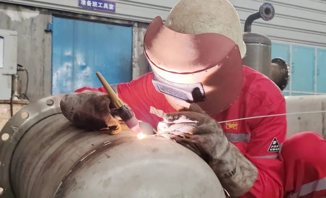 化機公司承接項目批大型塔器設備順利出廠(圖3) 圖片